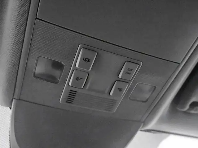 2025 Volkswagen Taos Comfortline 1.5T 4MOTION in Cars & Trucks in Strathcona County - Image 29