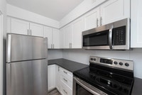 211, 2015 and 219 the West Mall is a townhouse complex with bachelor and two bedrooms townhomes. Enj... (image 4)