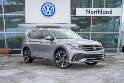Elevate your daily drive with this striking 2024 Volkswagen Tiguan Highline 4MOTION a premium compac...