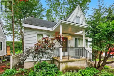 Turnkey Guest Accommodations with Private Garden & Upstairs WorkspaceWelcome to a true turnkey sanct...