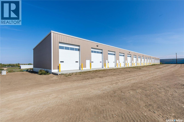 15/16 839 Snyder ROAD Moose Jaw, Saskatchewan in Commercial & Office Space for Sale in Moose Jaw - Image 2
