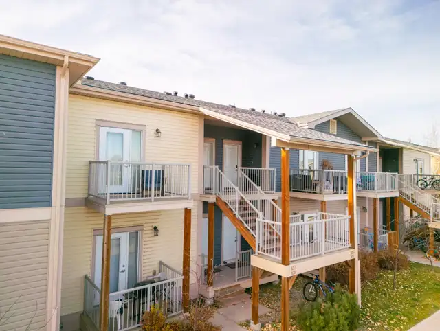 Townhomes with in Suite Laundry - Sagecourt - House for Rent Str in Long Term Rentals in Calgary - Image 16