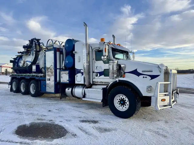 2012 KENWORTH T800 in Heavy Trucks in Saskatoon - Image 4