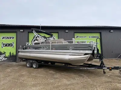 w/ 150 L FourStroke Mercury FourStroke The PARTY BARGE 22 XP3 is a recreational pontoon through and...