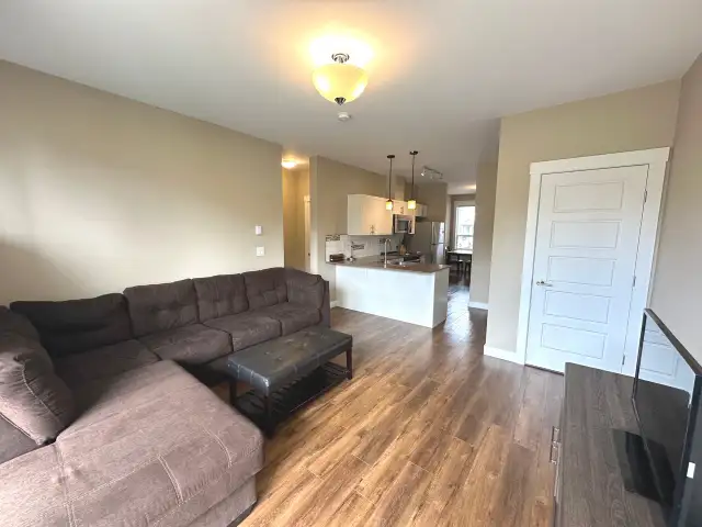 2-Bedroom 2-Bathroom l 103-110 Baxter Avenue l Townhouse in Long Term Rentals in Kitimat - Image 9