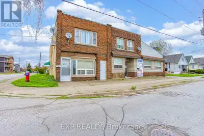 Exceptional Investment Opportunity in the Heart of Niagara Falls! Welcome to 4727-4729 Ferguson Stre...
