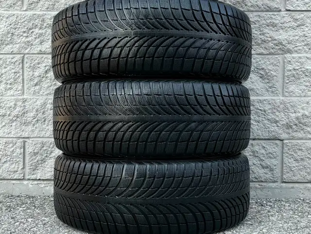 (95%) 4x MB GLC 43 AMG 20" OEM Winter Wheels Package in Tires & Rims in City of Toronto - Image 4