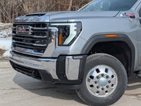 Turbocharged Diesel V8 for powerful towing | 4x4 drive for superior traction | Snow Plow Prep and Ca... (image 2)