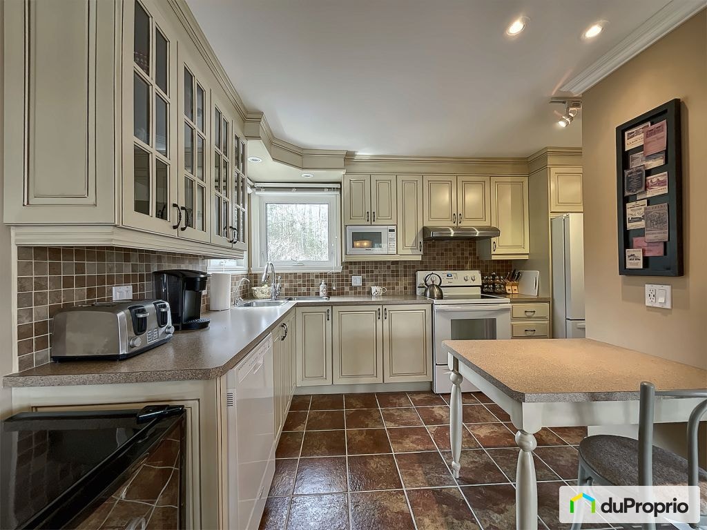$795,000 - 2 Storey for sale in Lac-des-Plages — photo 2
