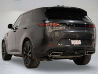 This 2024 Land Rover Range Rover Sport P550e Plug-In Hybrid Autobiography is a Canadian vehicle with... (image 4)