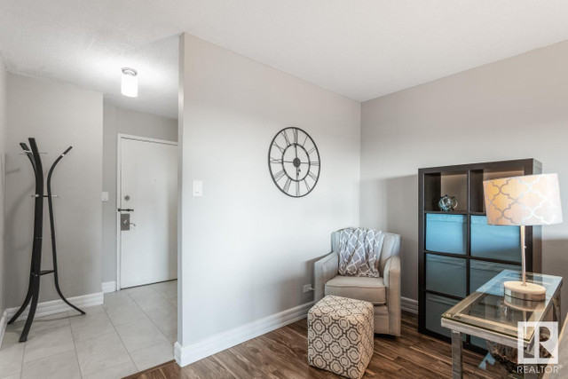 #802 10140 120 ST NW Edmonton, Alberta in Condos for Sale in Edmonton - Image 3