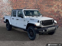 This Jeep Gladiator boasts a Regular Unleaded V-6 3.6 L/220 engine powering this Automatic transmiss... (image 6)