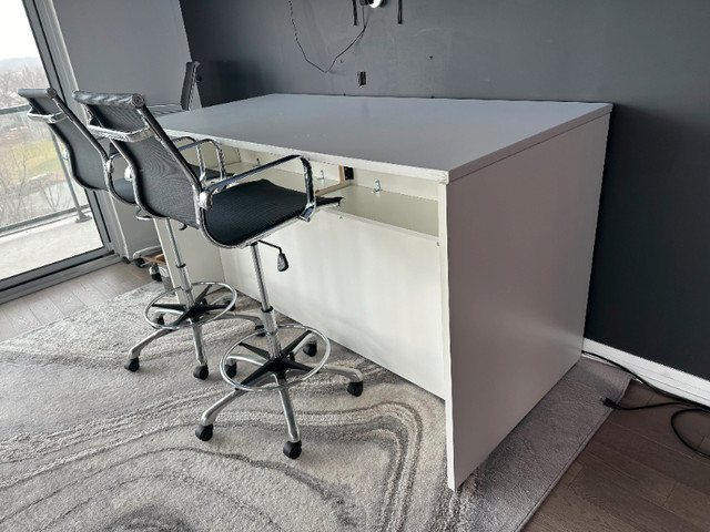 Collaboration Desk and Chairs in Desks in St. Catharines