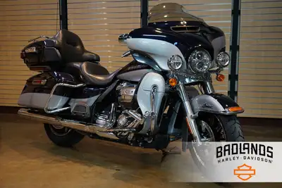 $160 Bi-Weekly2019 Harley-Davidson Ultra Limited Midnight Blue and amp SilverLooking for comfort, po...