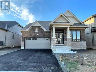 NEW BUILD in 2022, Bright & Rare Bungalow Loft, Situated On A Premium Lot! Functional Floor Plan Fea...