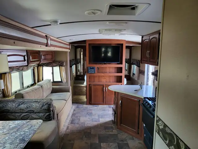 2014 Keystone OUTBACK 312 BH in Travel Trailers & Campers in St. Albert - Image 47
