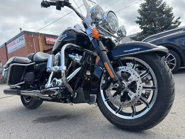 2019 Harley-Davidson Road King ~ ROAD KING ~ 107CI ~ V&H PIPES ~ in Sport Touring in City of Toronto - Image 30