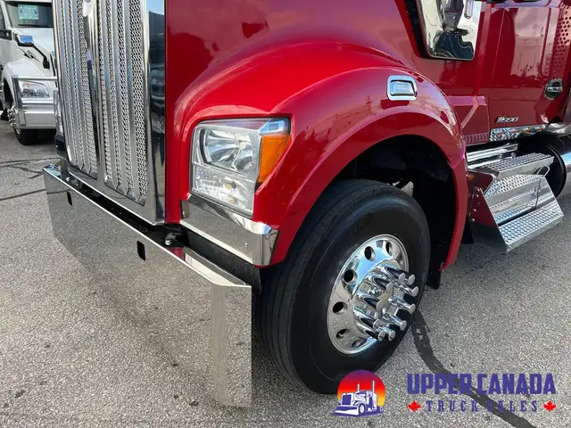2021 Kenworth W990 in Heavy Trucks in Saskatoon - Image 9