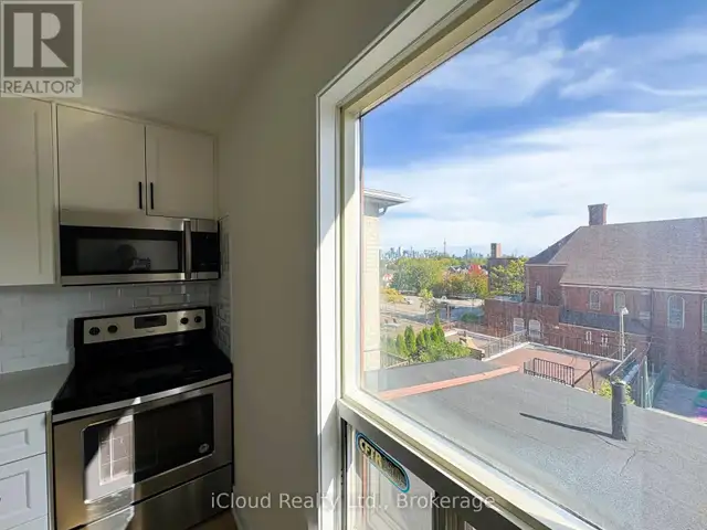 UPPER - 1373 DAVENPORT ROAD Toronto (Dovercourt-Wallace Emerson- in Long Term Rentals in City of Toronto - Image 7