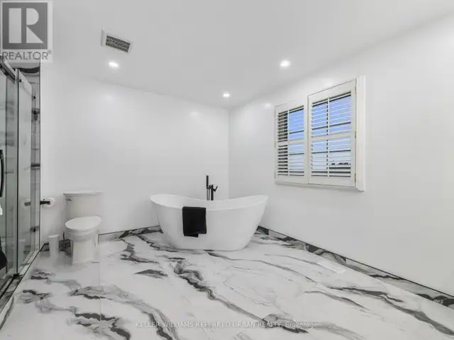17 SLEEPY HOLLOW LANE Whitchurch-Stouffville, Ontario in Houses for Sale in Markham / York Region - Image 25