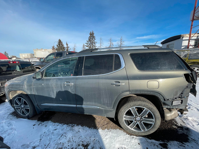 2018 GMC Acadia for PARTS ONLY in Auto Body Parts in Calgary - Image 2
