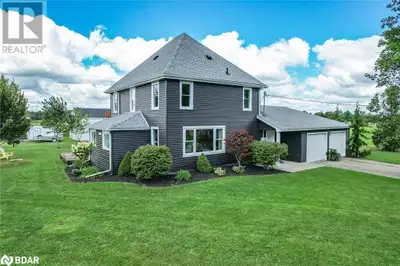 Welcome to the epitome of country living! Nestled on a spacious, private lot with no neighbours, thi...