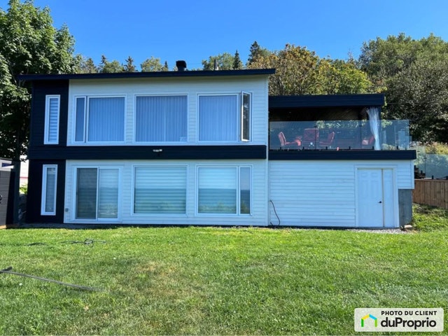 $659,000 - Raised Bungalow for sale in Rimouski (Rimouski) — photo 3