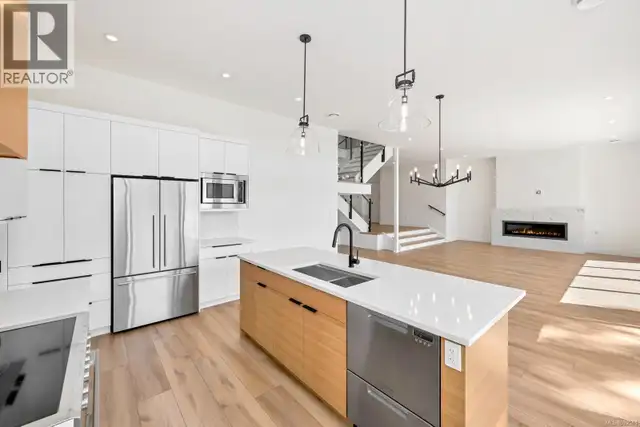 8394 Sa-Seen-Os Rd Youbou, British Columbia in Houses for Sale in Cowichan Valley / Duncan - Image 11