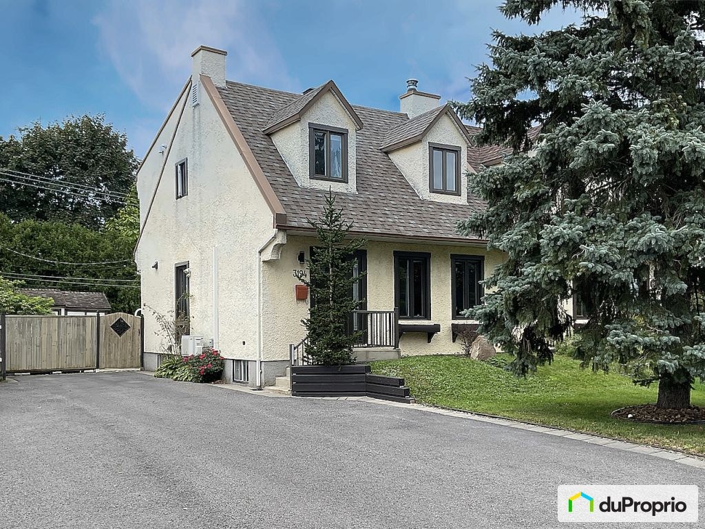 $585,000 - Semi-detached for sale in Longueuil (Vieux-Longueuil) — photo 1