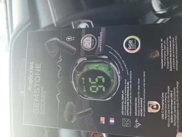 Wireless headphones  in General Electronics in Oshawa / Durham Region - Image 2