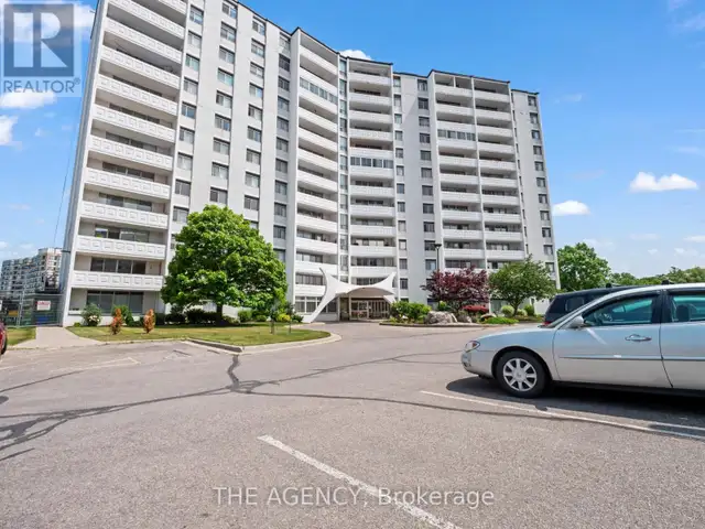 904 - 15 TOWERING HEIGHTS BOULEVARD St. Catharines (Glendale/Gle62864371497601121