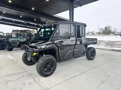 USED 2025 CAN AM DEFENDER MAX LONESTAR CAB WITH 1,080 KM - READY FOR YOUR NEXT RIDE! $41,499 + HST &...