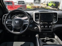 Welcome to Barrie Dodge Chrysler Jeep. 3.6L V-6 engine for powerful performance - 4x4 drivetrain for... (image 2)