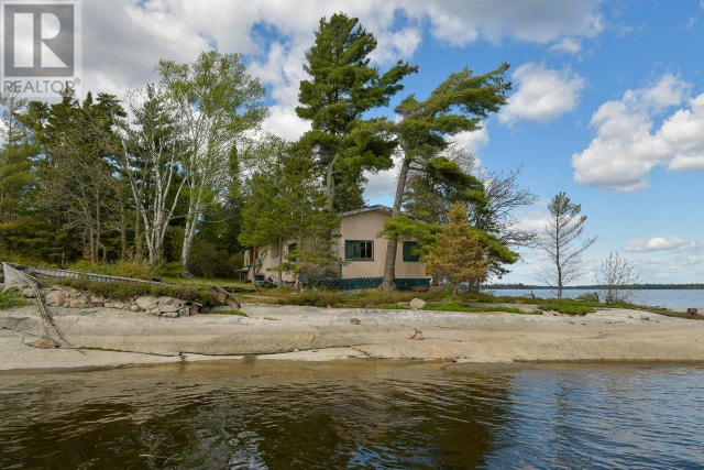 Sabaskong Bay Island G2282 Morson, Ontario Houses for Sale Kenora