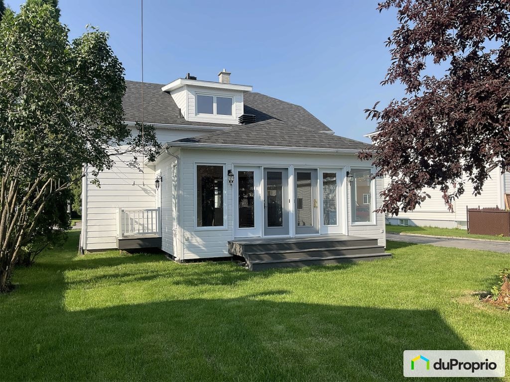 $340,000 - 1 1/2 Storey for sale in Alma — photo 2