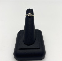 10 Karat White Gold Ladies 1.9gms Cubic Engagement Ring $85