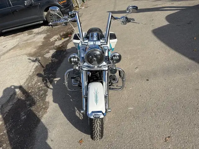 2014 Harley-Davidson Road King ~ FISH TAILS ~ 103CI ~ SPEAKER LI in Sport Touring in City of Toronto - Image 8