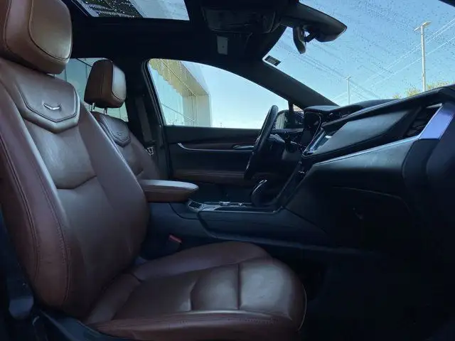 2022 Cadillac XT5 Premium Luxury in Cars & Trucks in Calgary - Image 29