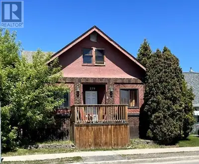 Great for investors or first-time home buyers that need help with their mortgage, this property has...