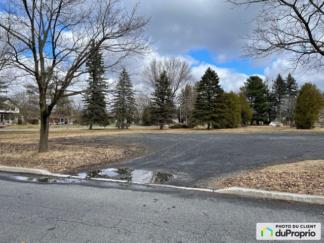 700 000$ - Terrain résidentiel à St-Bruno-De-Montarville dans Terrains à vendre  à Longueuil/Rive Sud