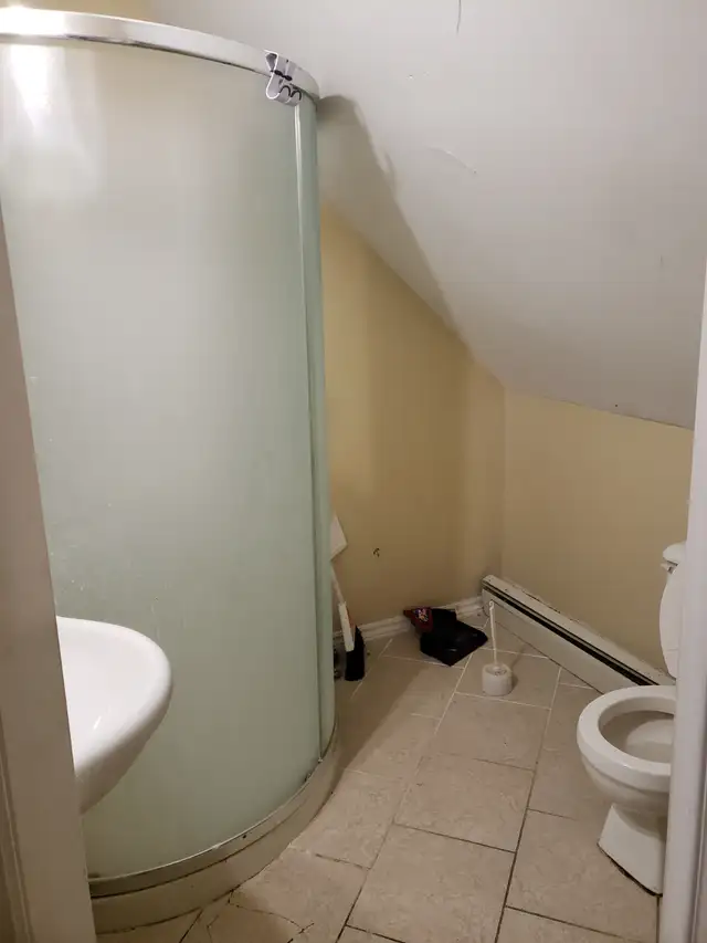 Room for rent in Tiverton in Room Rentals & Roommates in Owen Sound - Image 6