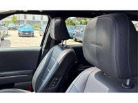 HYUNDAI PALISADE ULTIMATE CALLIGRAPHY 2026 7 PASSAGERS Toit ouvrant panoramique à deux panneaux Jant... (image 8)