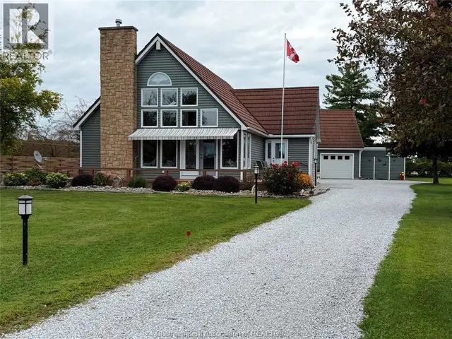 3932 St Clair PARKWAY Port Lambton, Ontario in Houses for Sale in Chatham-Kent - Image 37