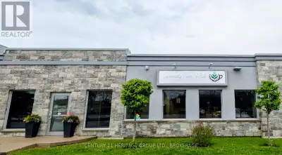 Rare Turnkey Business Opportunity in Central Kingston! The sale includes all goodwill, branding, ope...