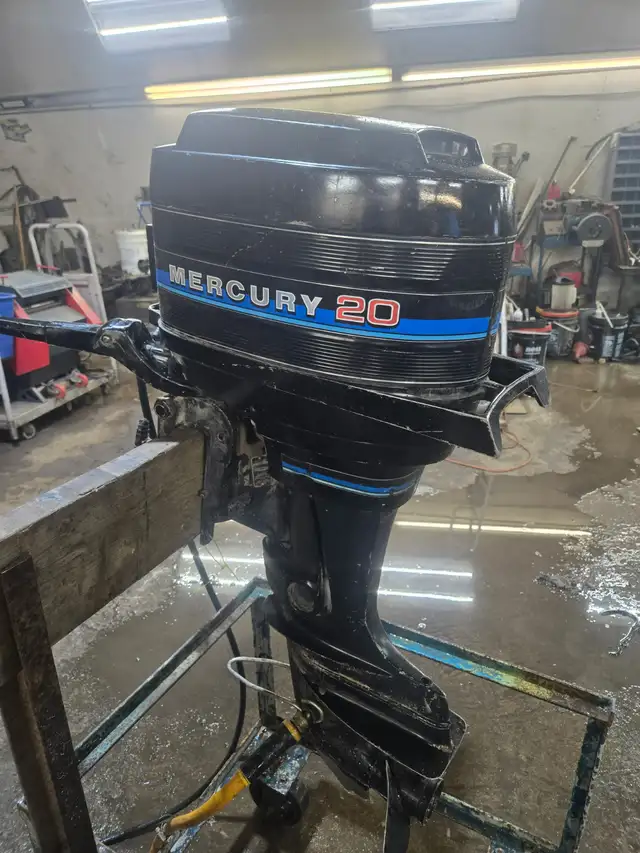 20 HP mercury outboard motor- in Powerboats & Motorboats in Prince Albert - Image 3