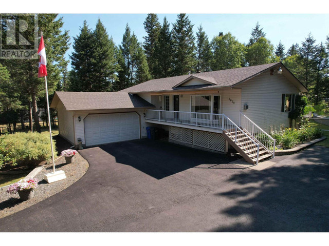 6006 EASZEE DRIVE 108 Mile Ranch, British Columbia in Houses for Sale in 100 Mile House