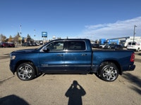 AMVIC Licensed Dealer AMVIC LICENSED DEALER//Stock Number: WG5166 Limited Crew Cab *Premium Leather... (image 4)