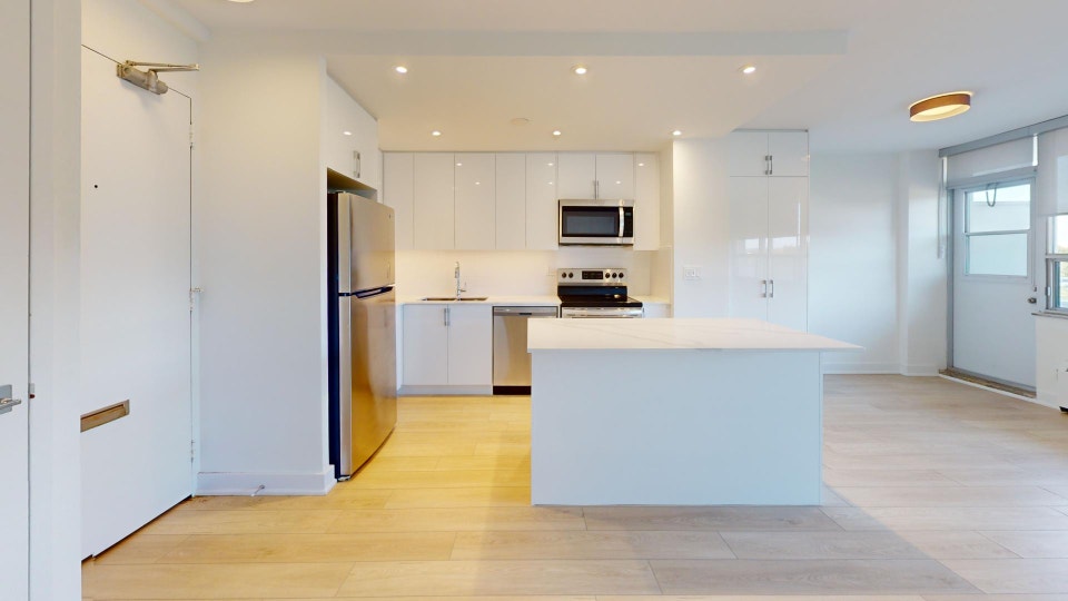 Apartment for Rent at 30 Edith, Yonge-Eglington 2