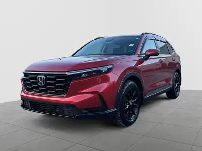 CRV Sport AWD with Sunroof, Heated Seats, and Apple Carplay!This 2023 Honda CR-V Sport is an excelle...