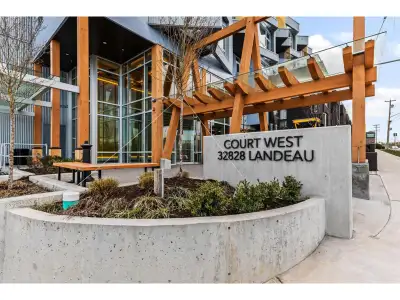 Vancouver-style loft at Court West blends modern design with daily convenience. This beautiful townh...